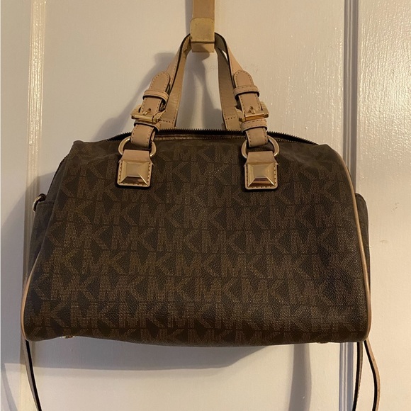 Michael Kors Monogram Satchel Women Handbag - Picture 2 of 14